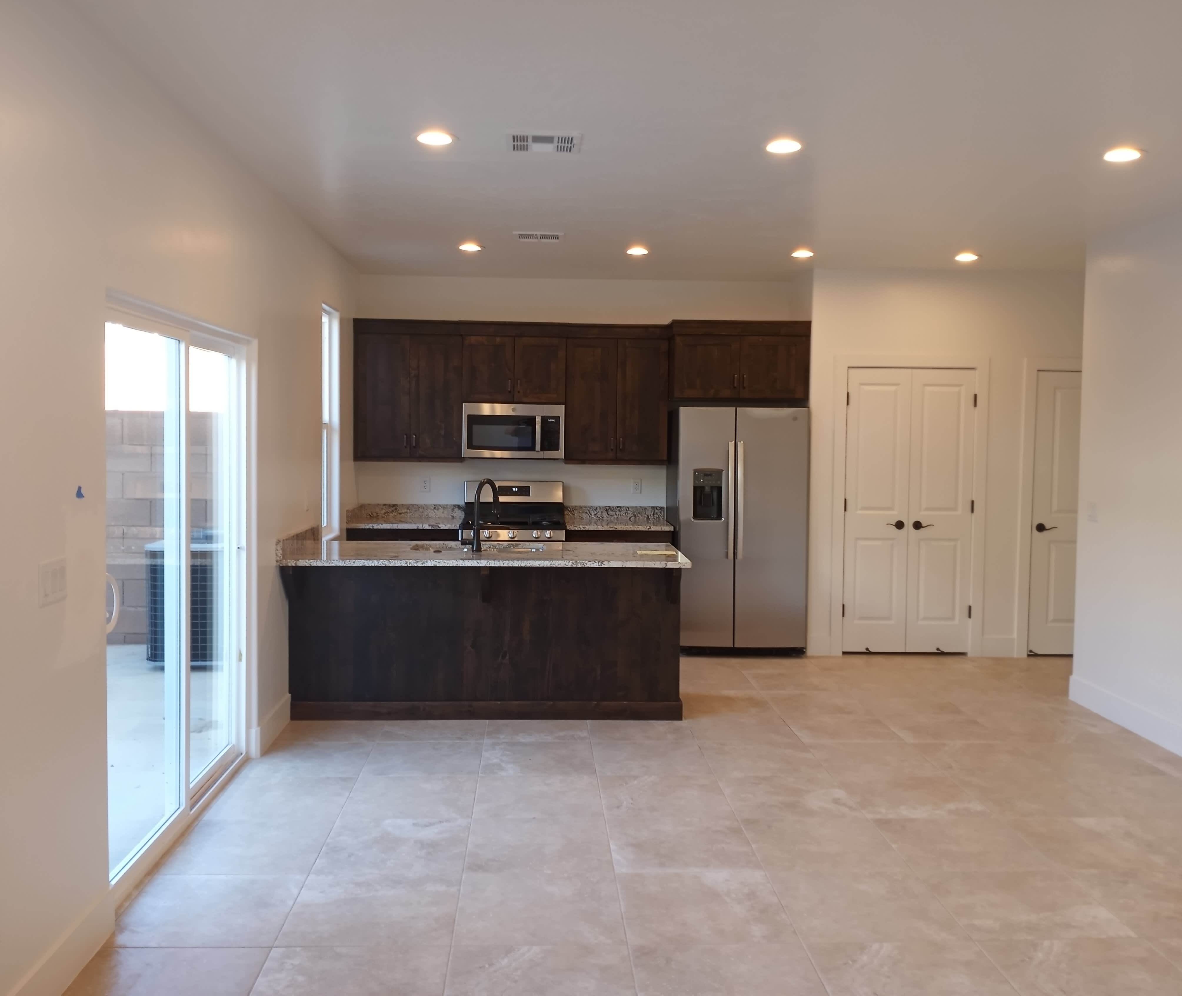 277 N 2480 W – photo 2