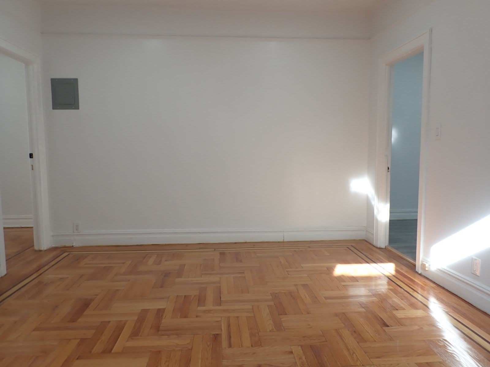 663 E 94Th Street – photo 2