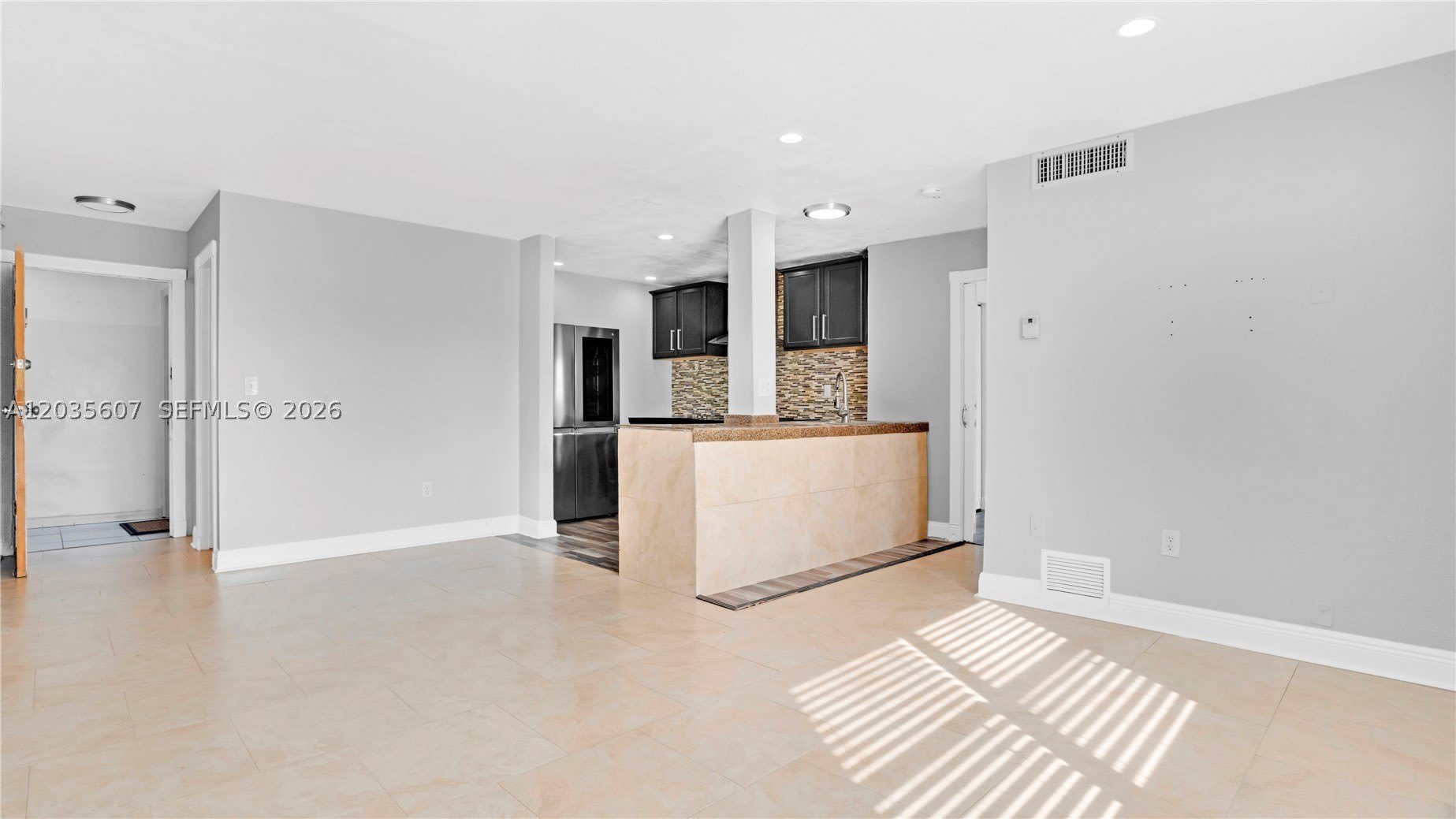 7925 Carlyle Ave – photo 5