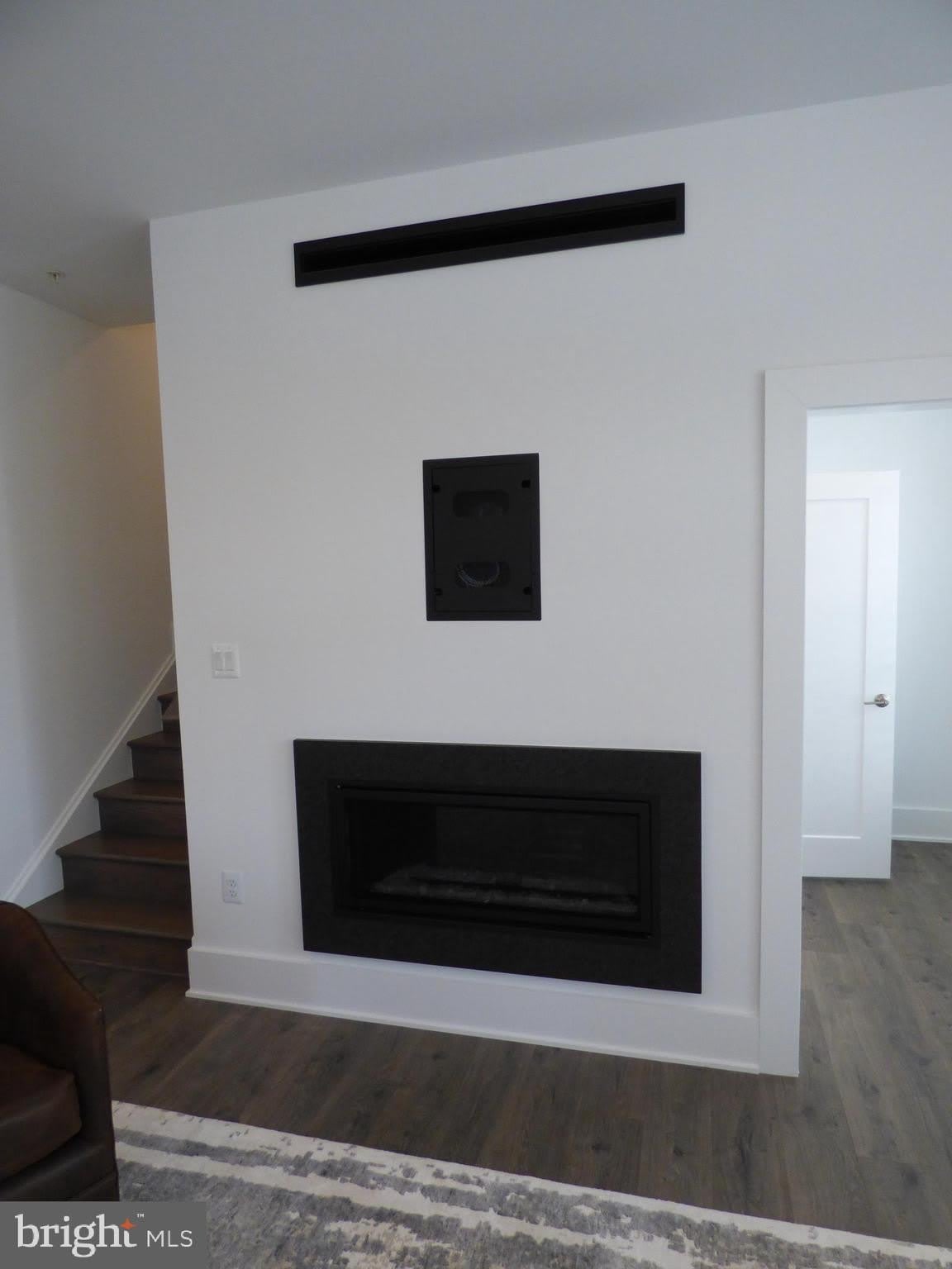 11360 EMERALD PARK Road – photo 2