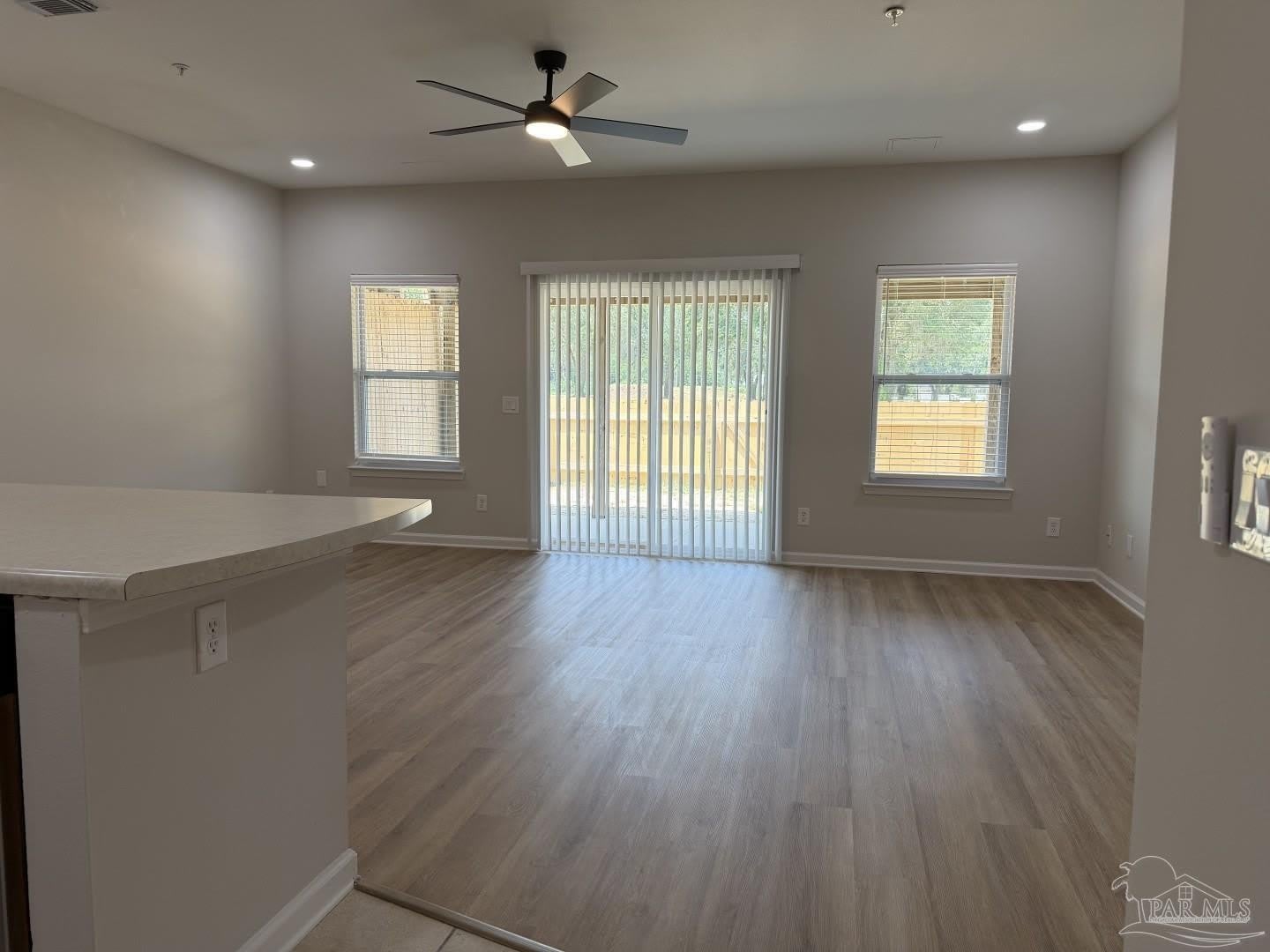 8221 Pittman Ave – photo 4