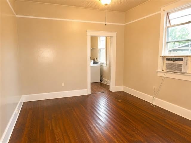 1019 NUNEZ Street – photo 2