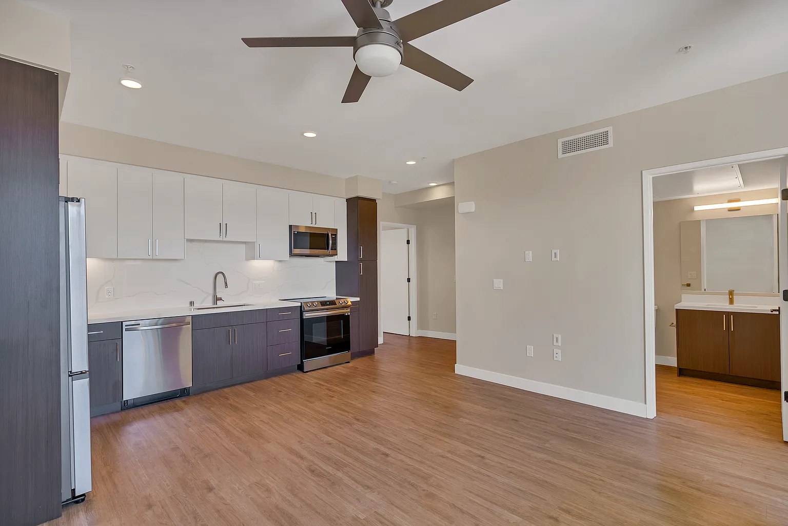 3935 Normal St – photo 1
