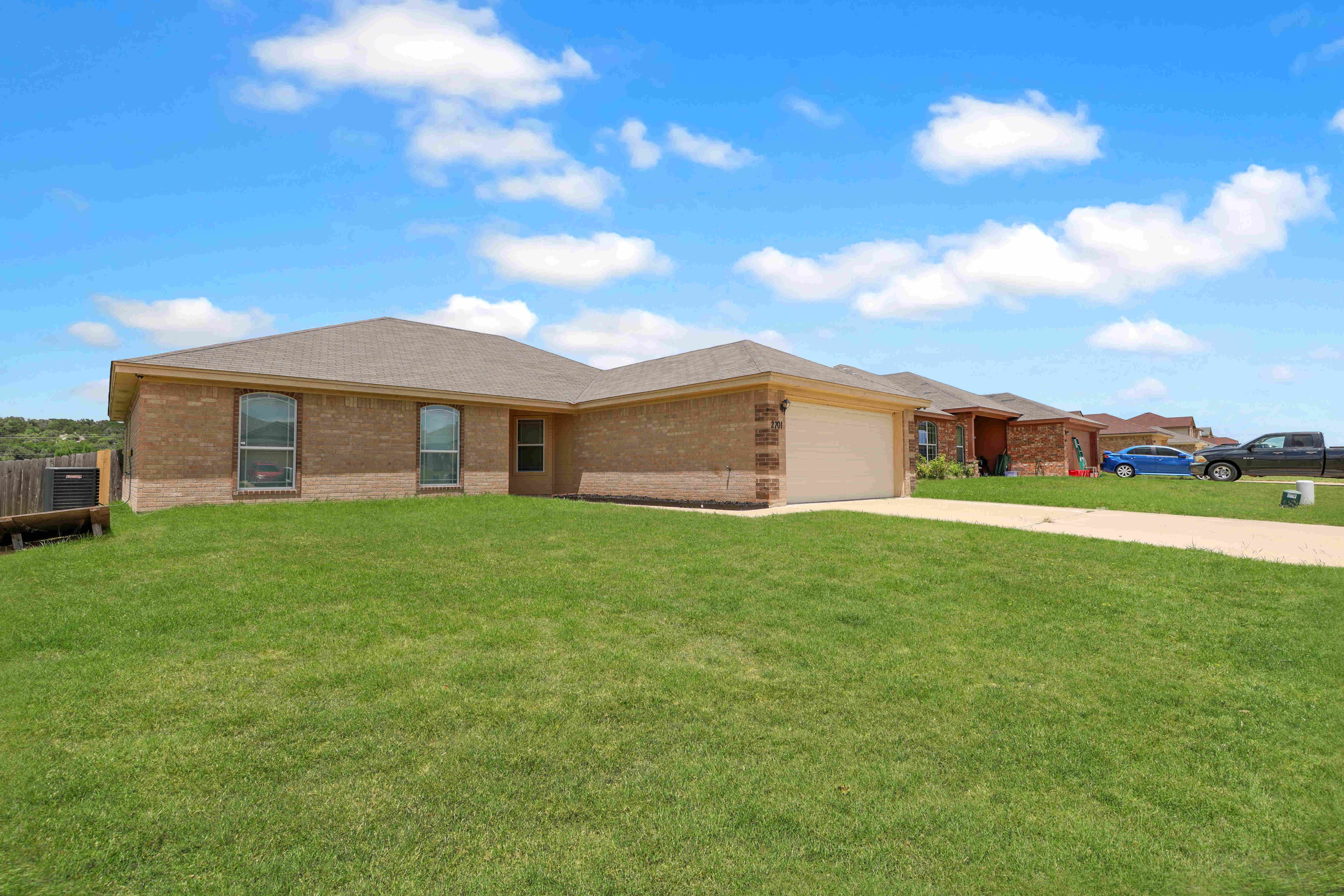 2701 Tarrant County Dr – photo 3