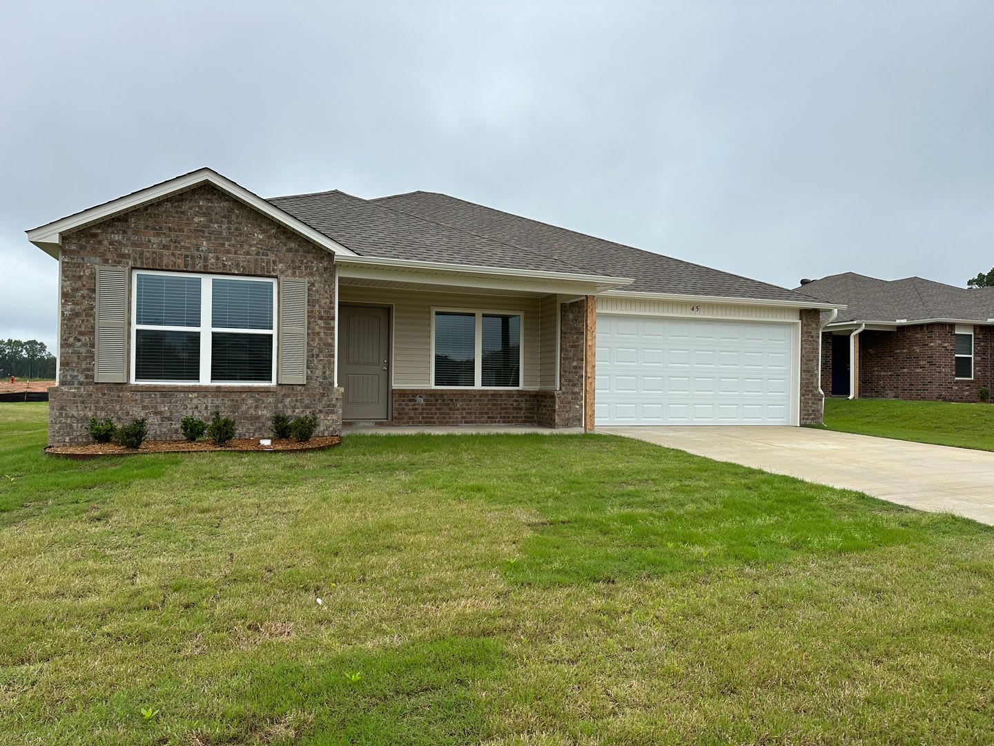 Pre Leasing Now Discover Spacious Living In This 4 Bedroom 2 Bath Cabot Home – photo 3