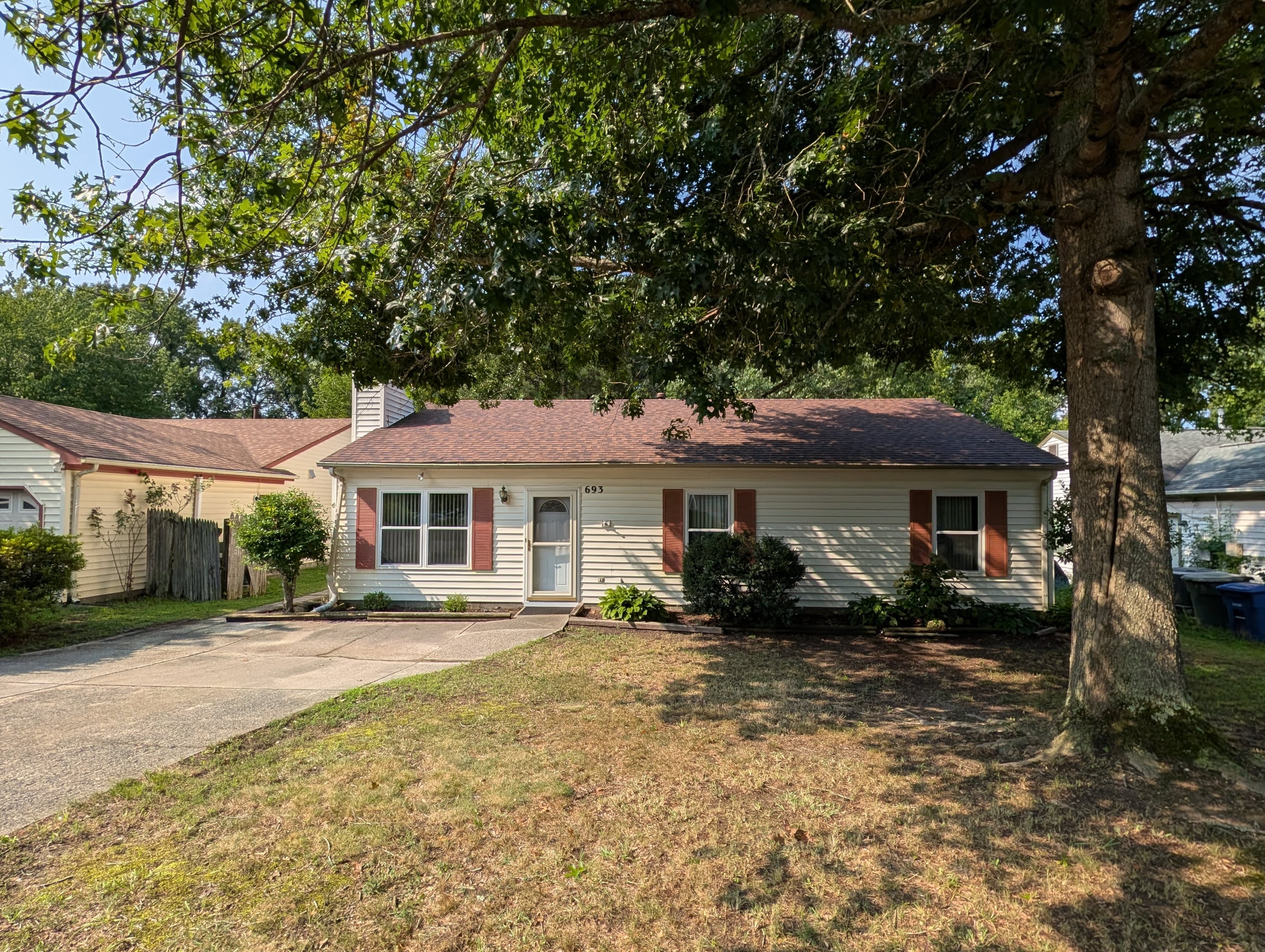 693 Trails Lane – photo 2