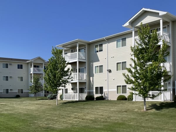 Elk Pointe – photo 3