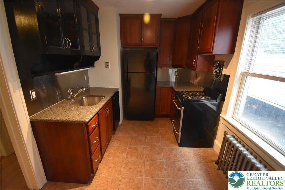 4 Bennett Court – photo 5