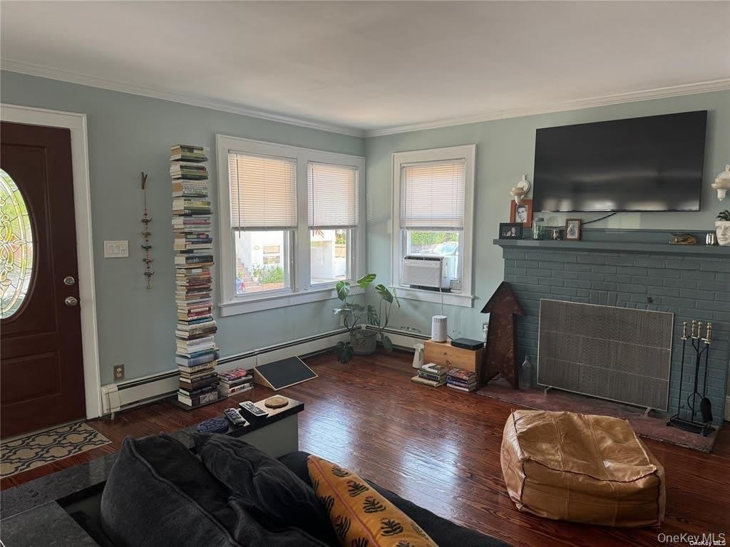 38 Clayton Avenue – photo 3
