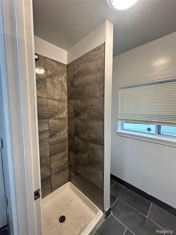 6242 Frontenac Street – photo 5