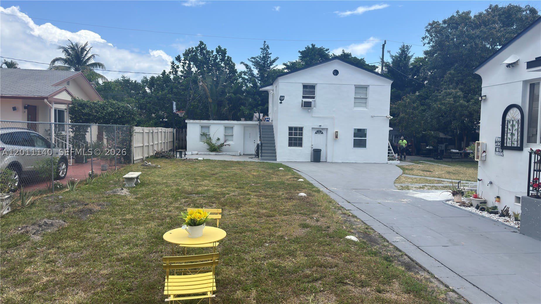 921 N 17th Ct – photo 2