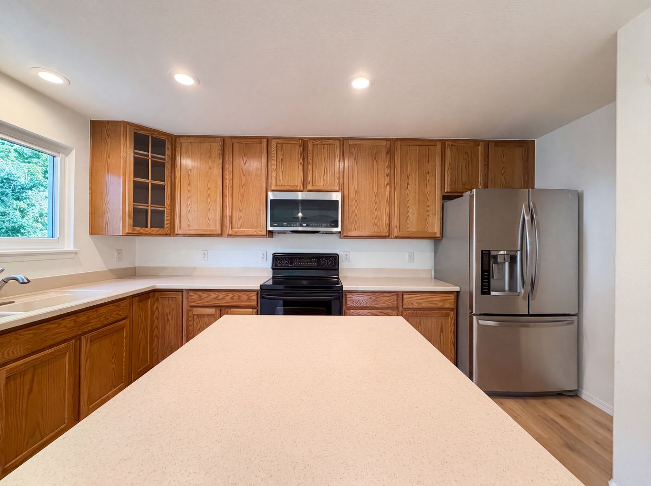 10563 Falcon St – photo 4