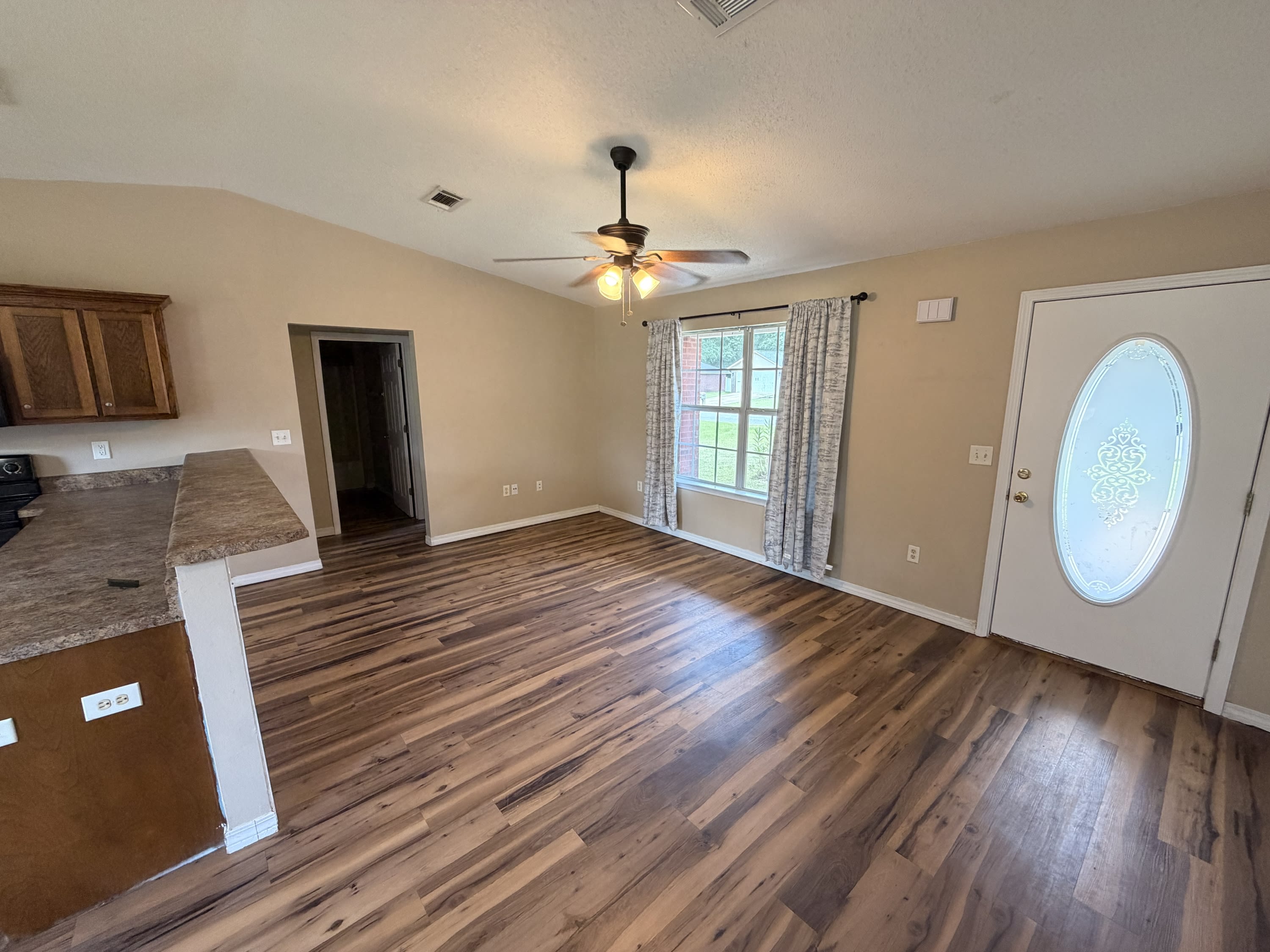 7212 Bogey Ln. – photo 4