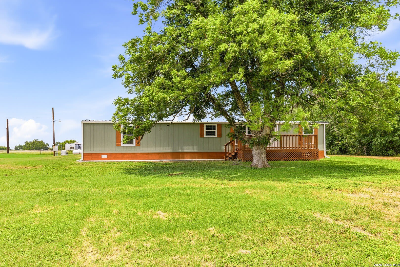 16345 FM 463 – photo 3