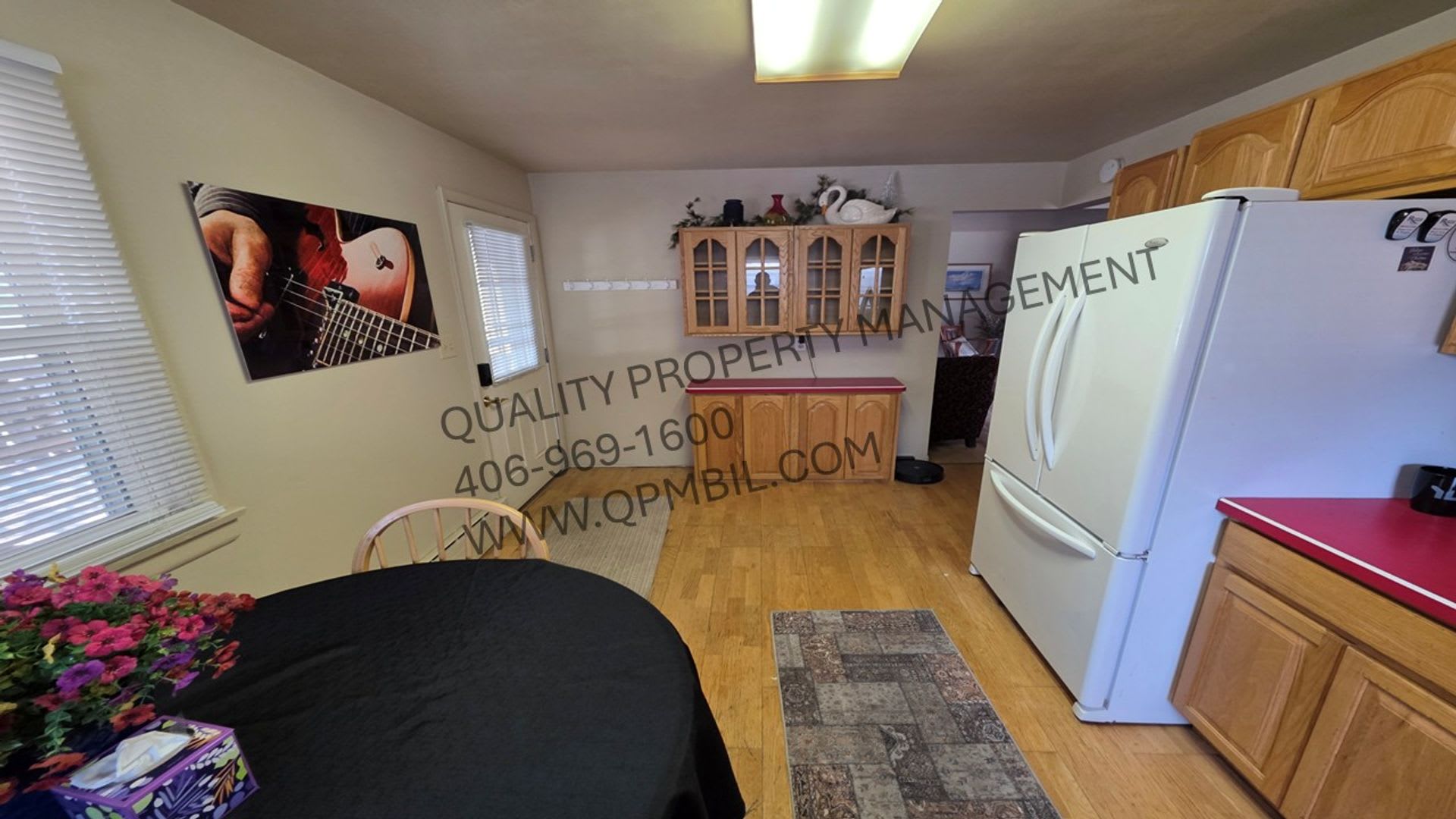 212 GRAND AVE – photo 3