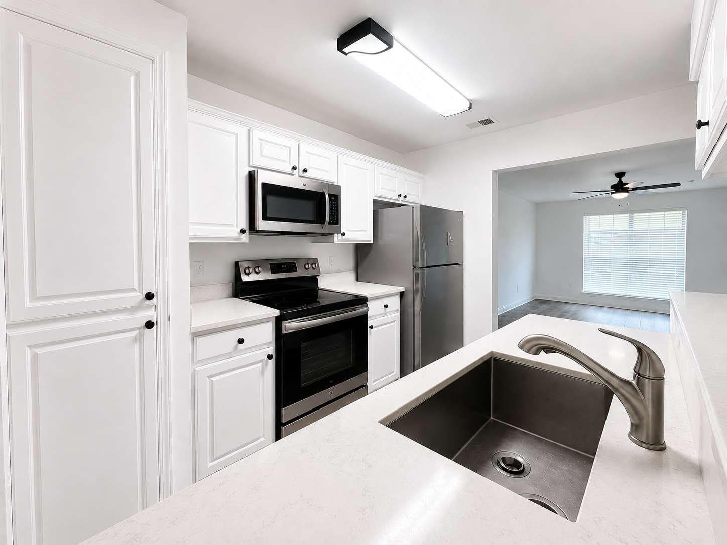 305 N Arizona Drive – photo 1
