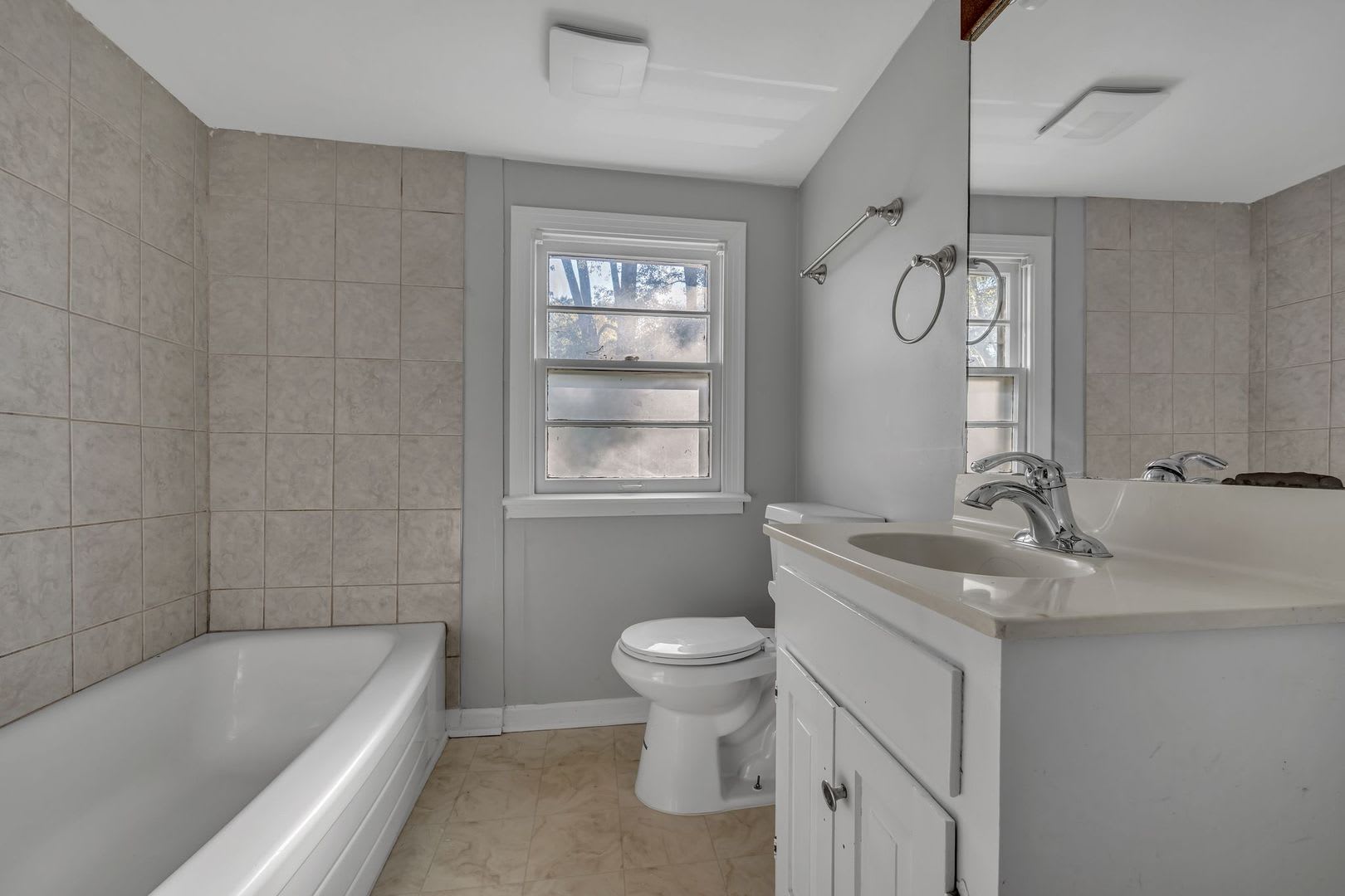 2bed 1bath Duplex – photo 5