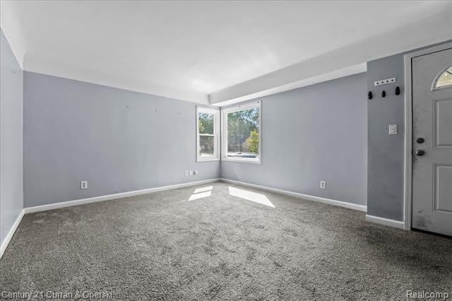24708 Stanford Street – photo 5
