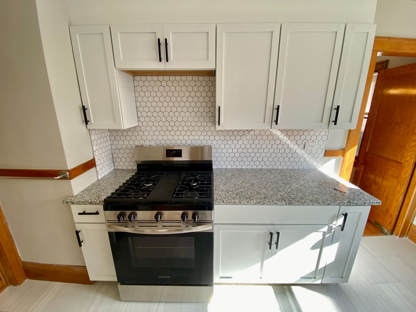 3448 Girard – photo 4