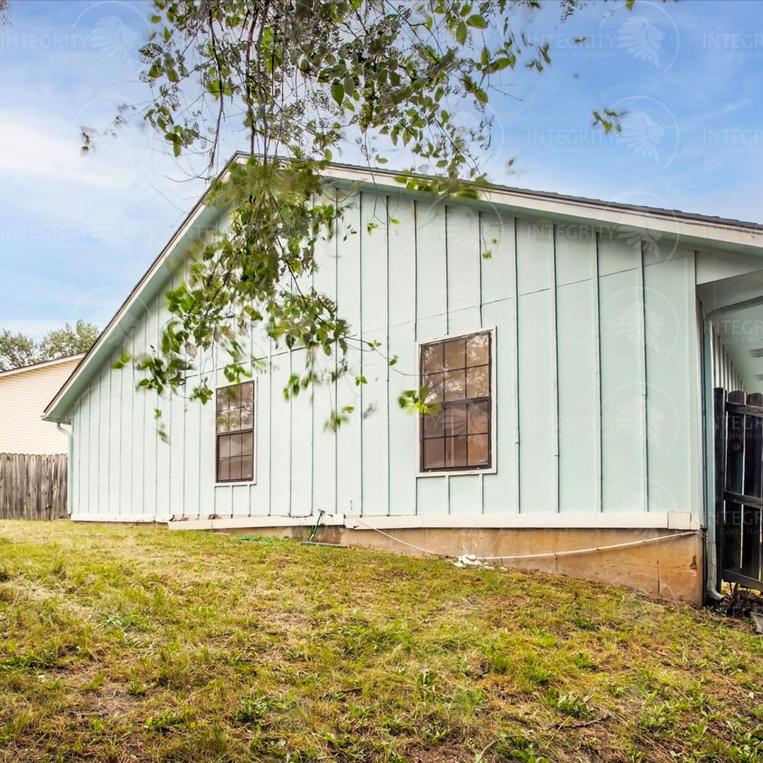 **COMING SOON!!!!!!!Charming 3 Bedroom, 2 Bathroom Home for Lease** – photo 5