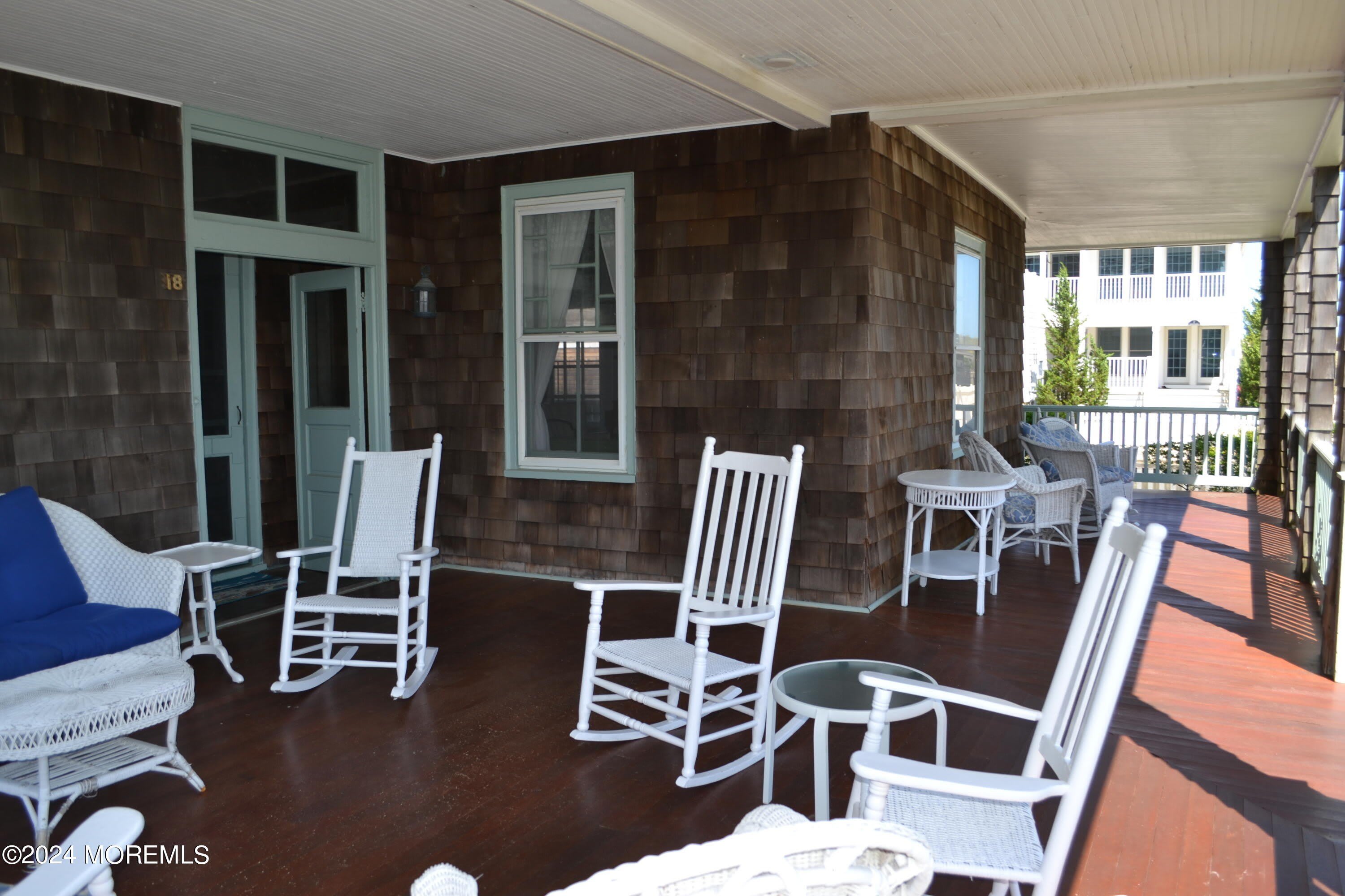 18 Bridge Avenue – photo 3