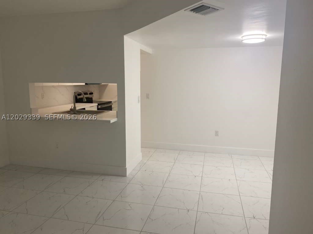 15346 SW 72nd St – photo 4