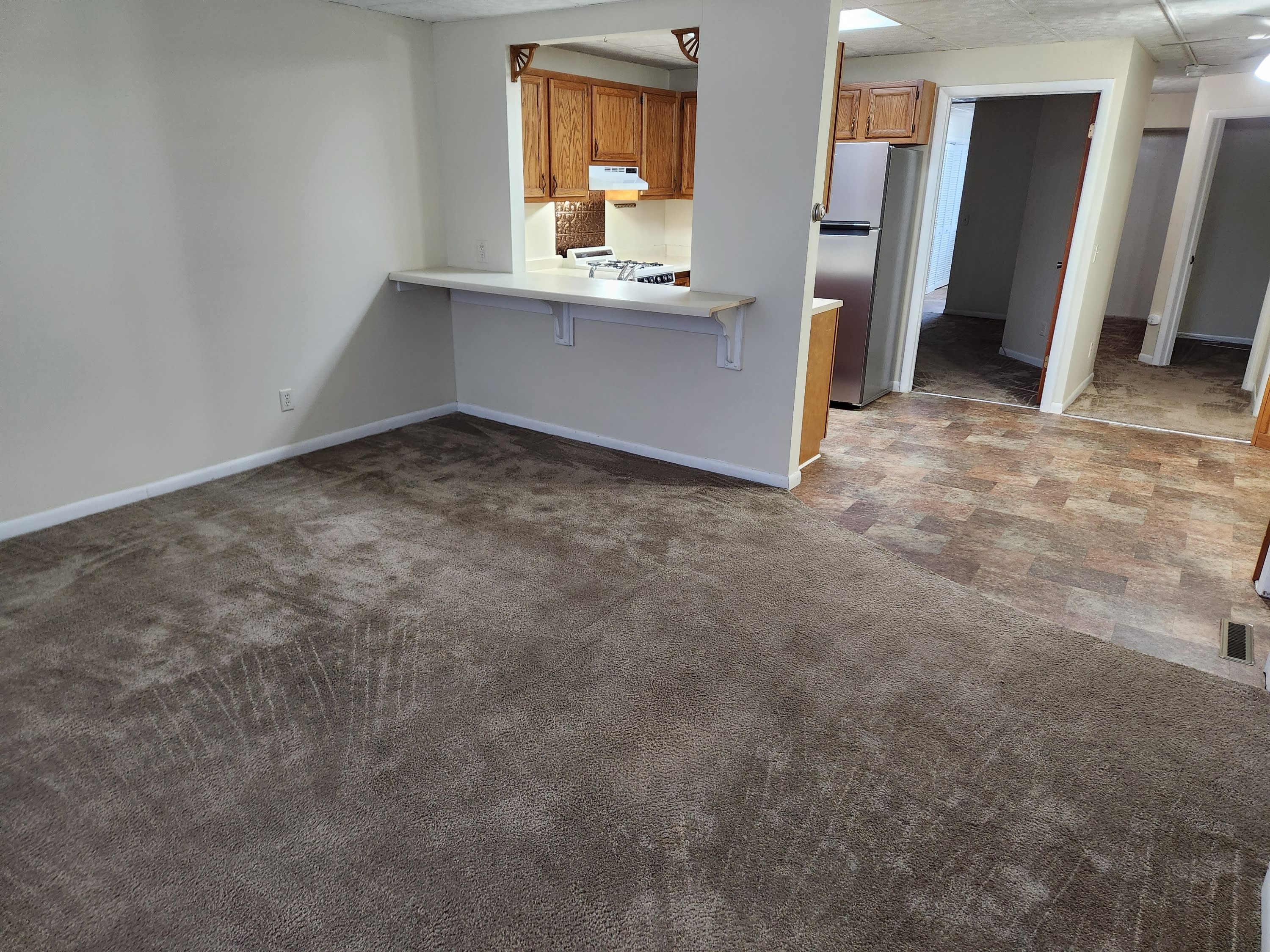 337 E. Main St. – photo 5
