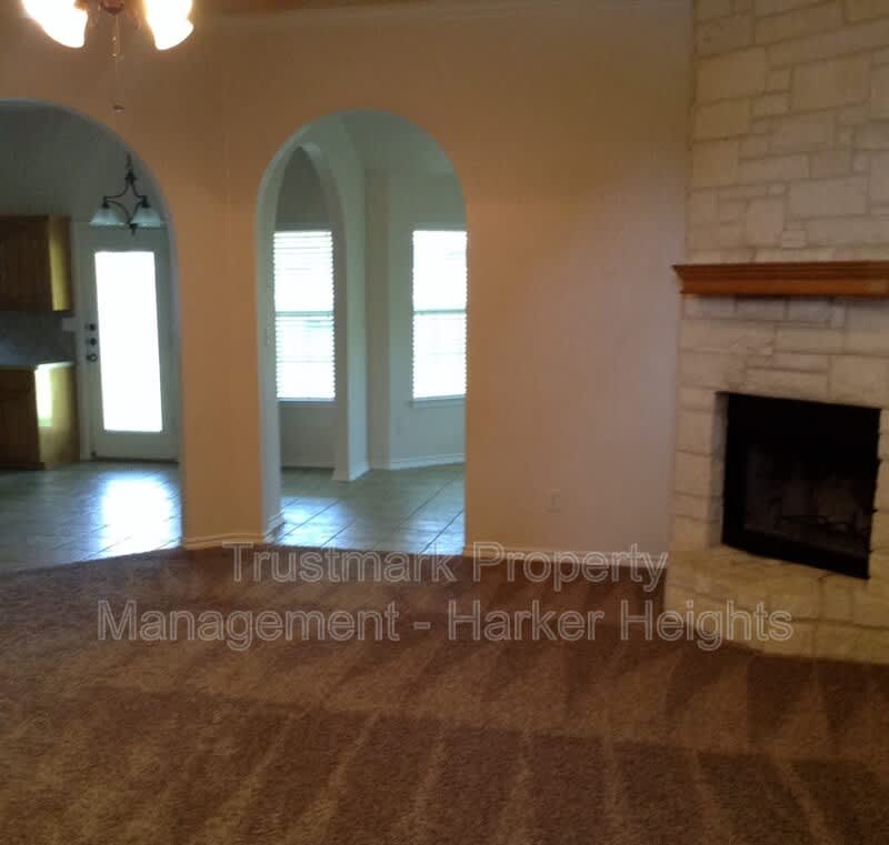 411 Winter Sun Drive – photo 2