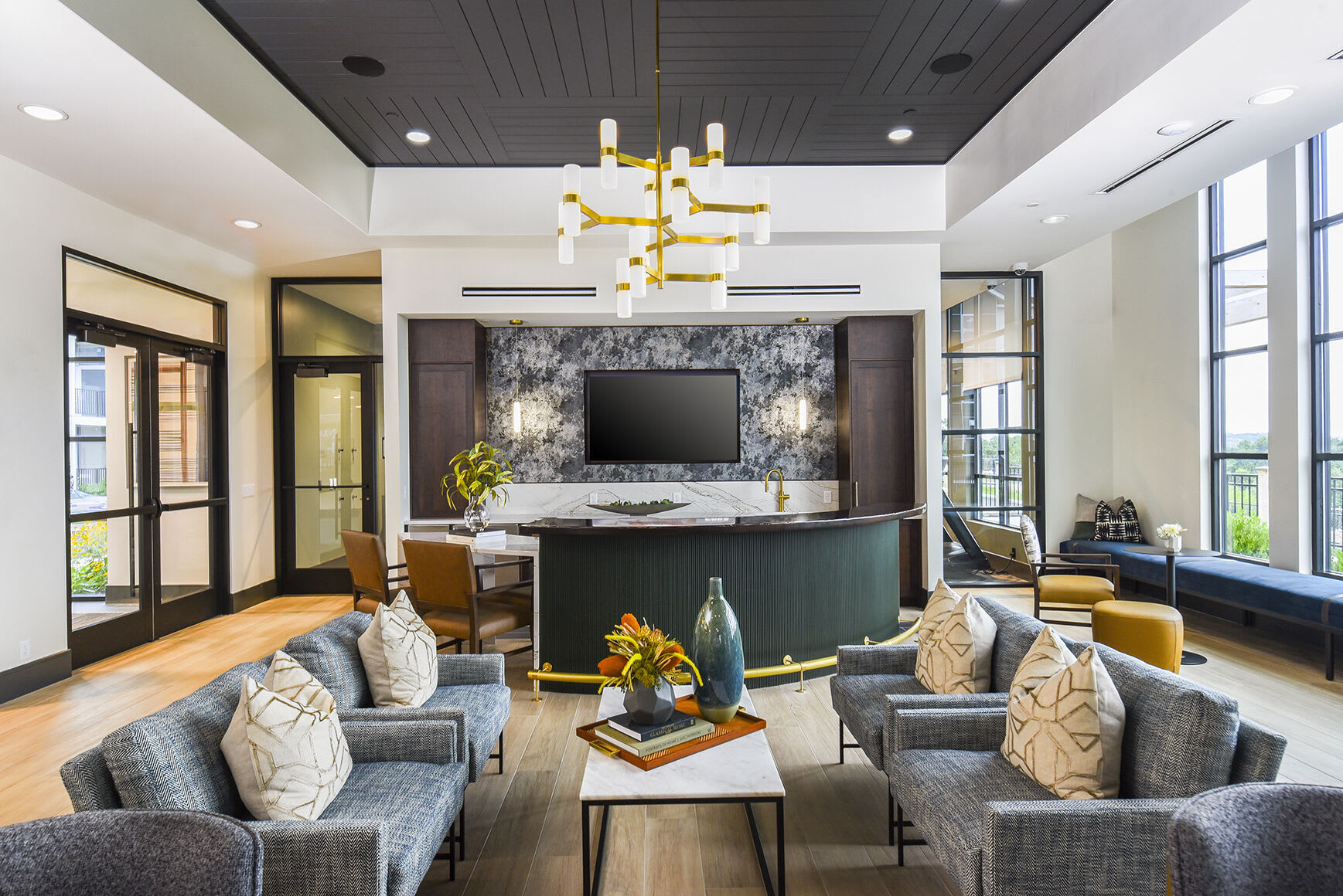 J Woburn Heights – photo 1