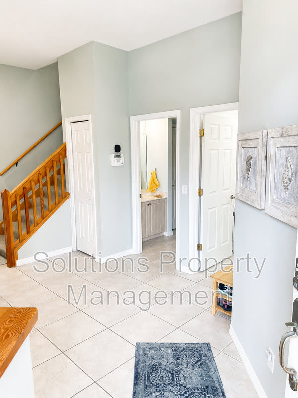 250 St Lucie Ln – photo 2
