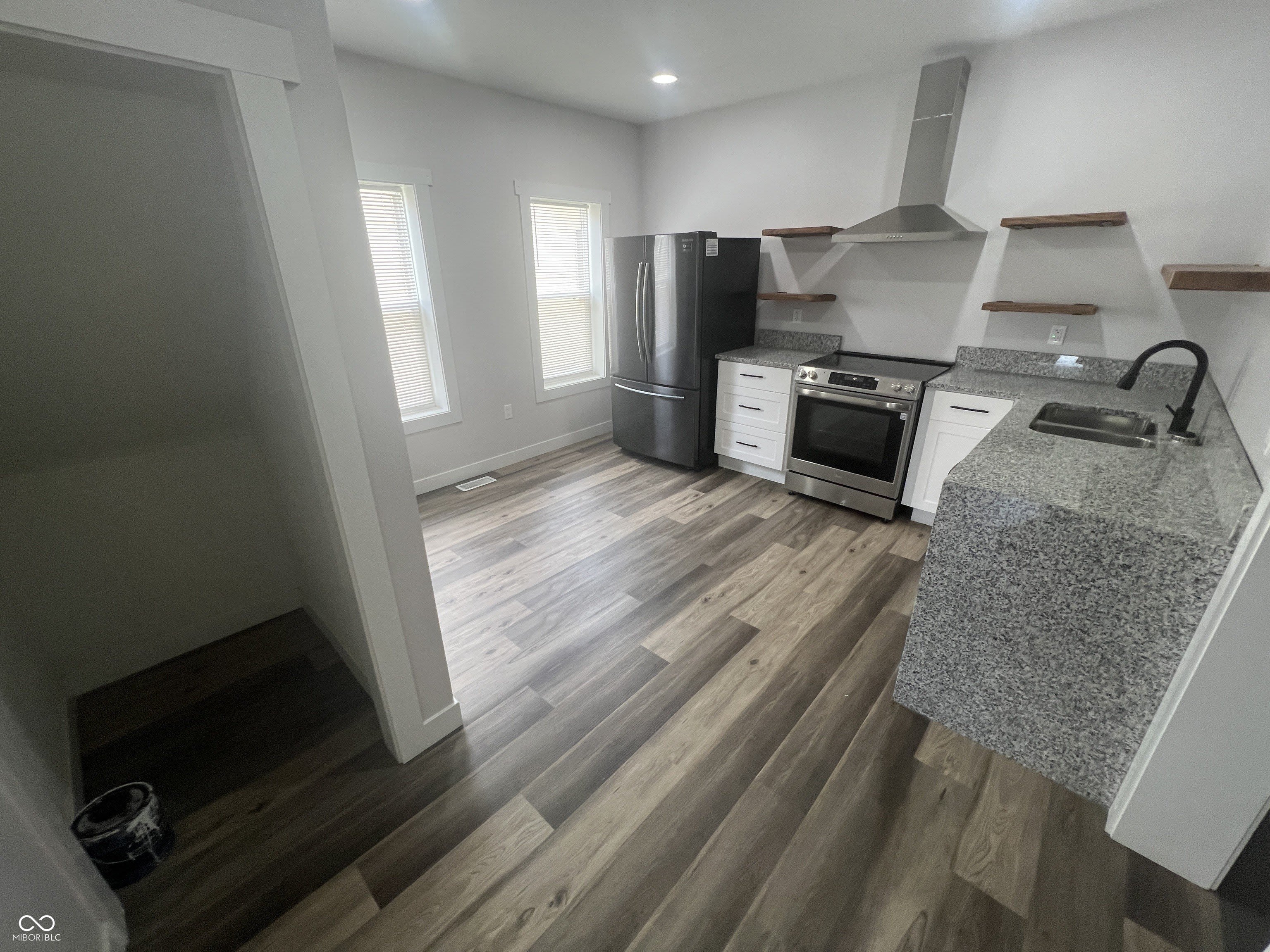 11 Iowa Street – photo 5