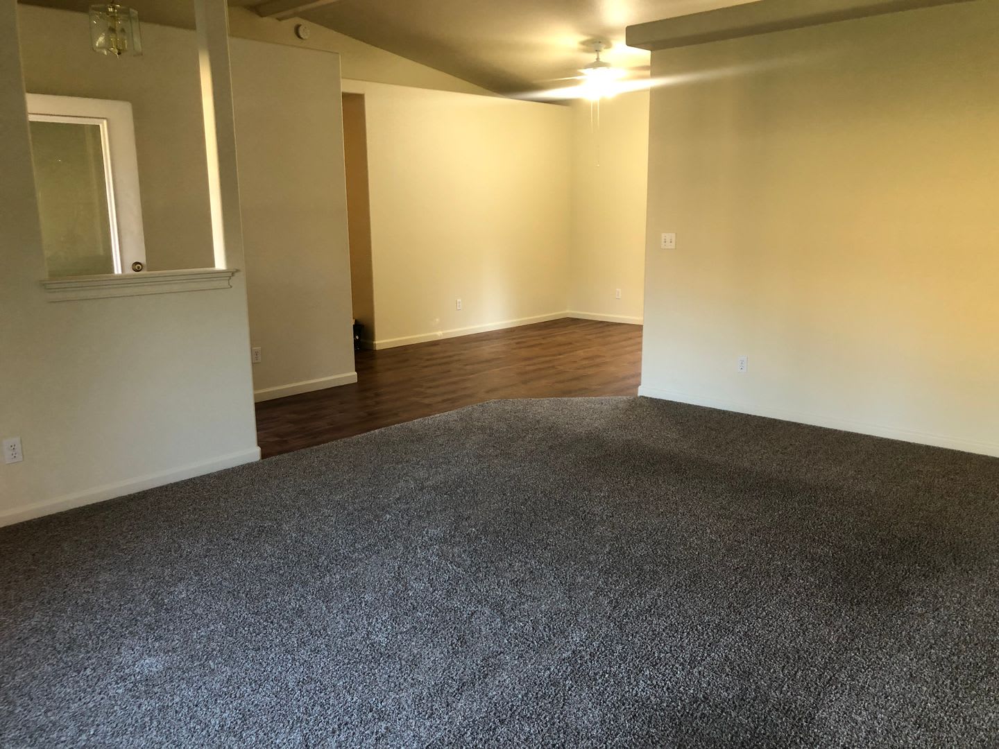 BEAUTIFUL 3 BED 2 BATH HOUSE LOCATED IN THE WESTGATE VILLAGE SUBDIVISION – photo 3