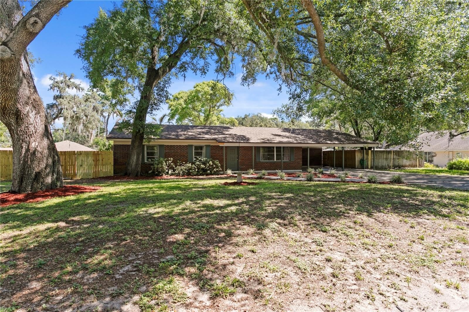 6928 GREENHILL Place – photo 2