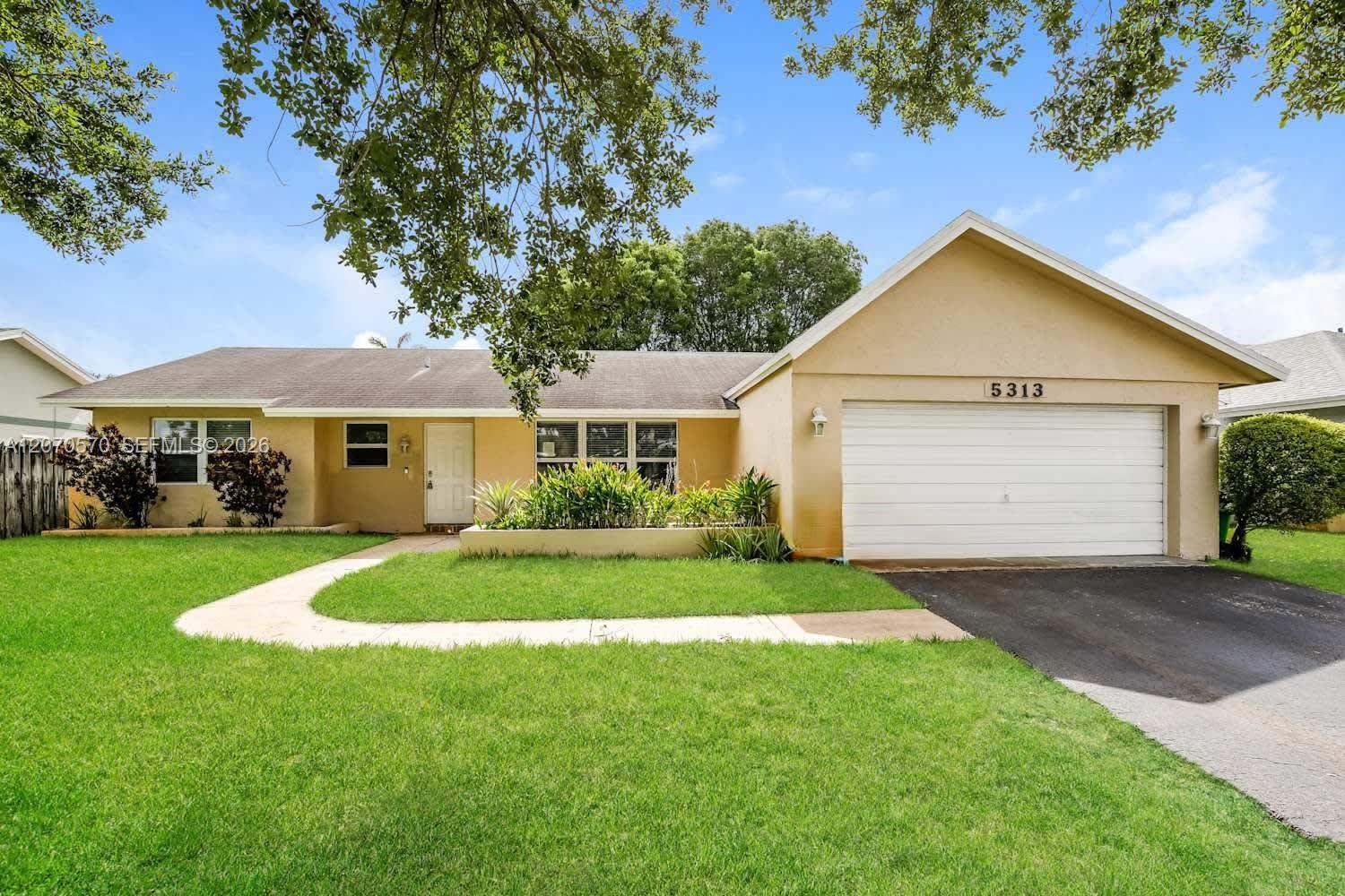 5313 Southwest 118th Avenue – photo 1