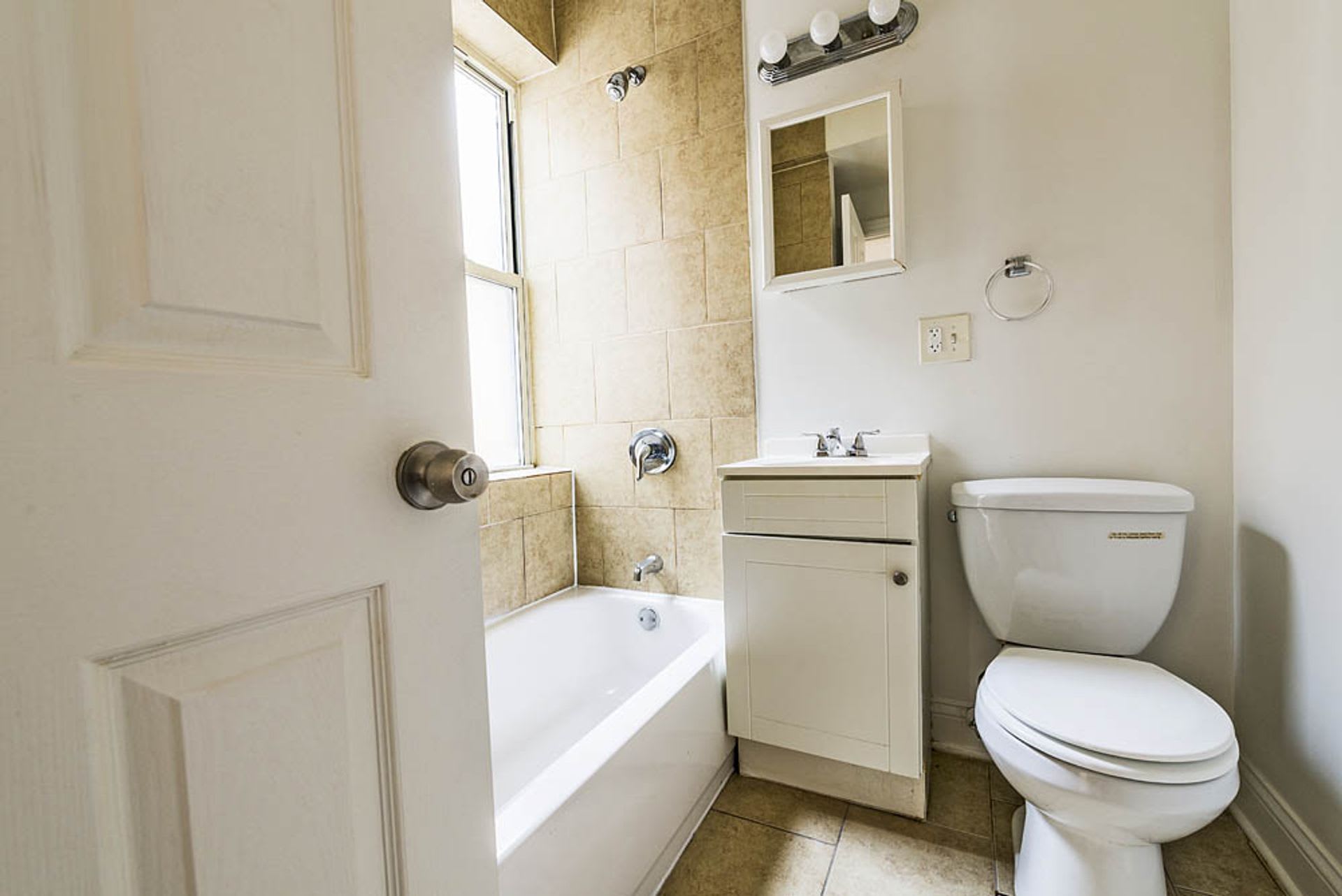 6954 S Calumet Ave – photo 3