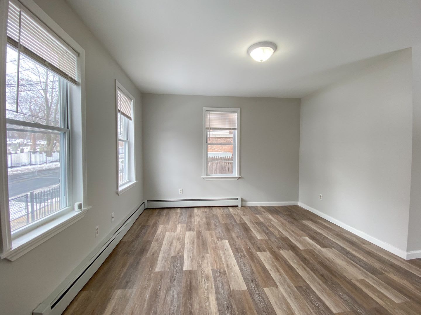 Gorgeous single-family home near Hartford Hospital – photo 4