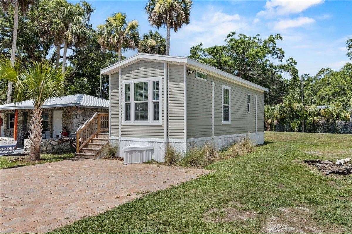 14035 W River Road – photo 3