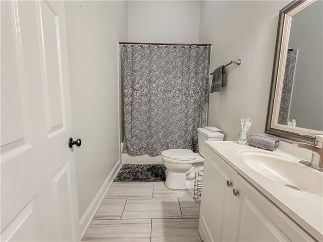 2033 JACKSON Avenue – photo 5