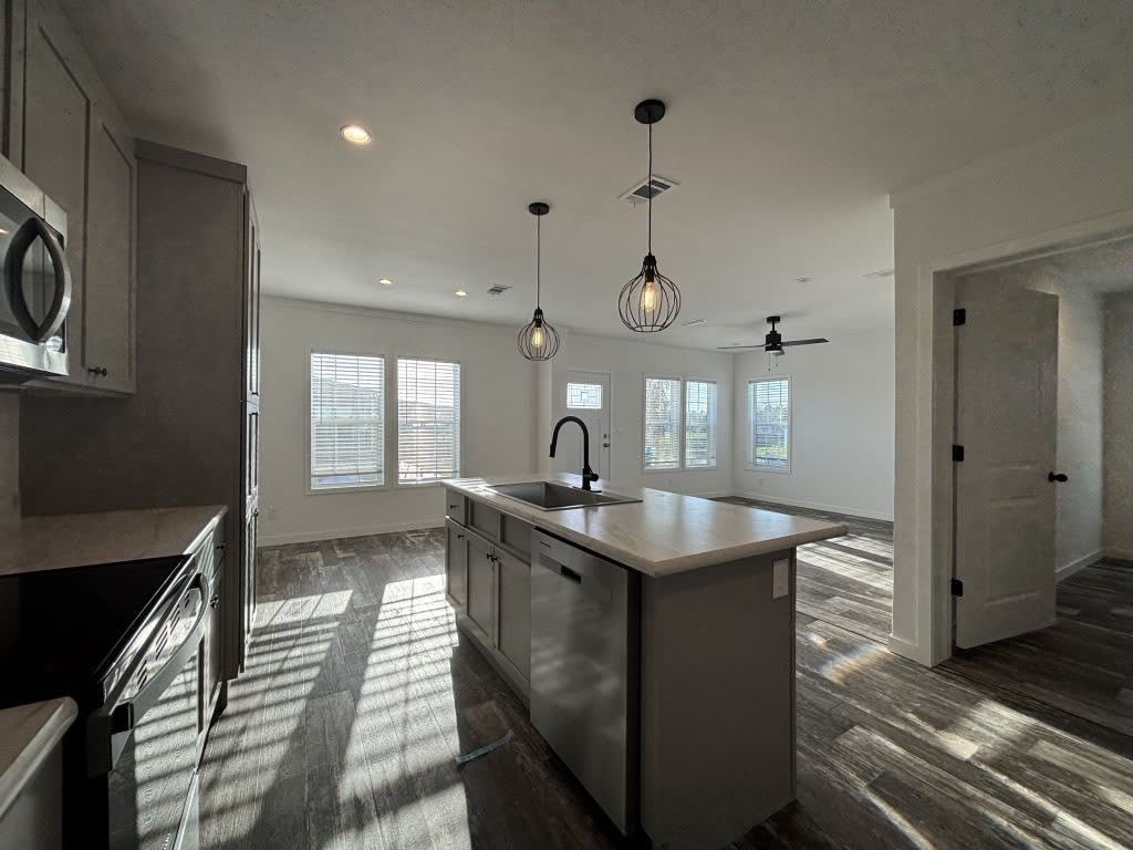 5647 Blue Harbor Drive – photo 5