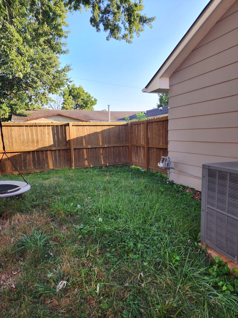 3 bedrooms, 2 bath, heated/cooled 28 x30 garage – photo 5