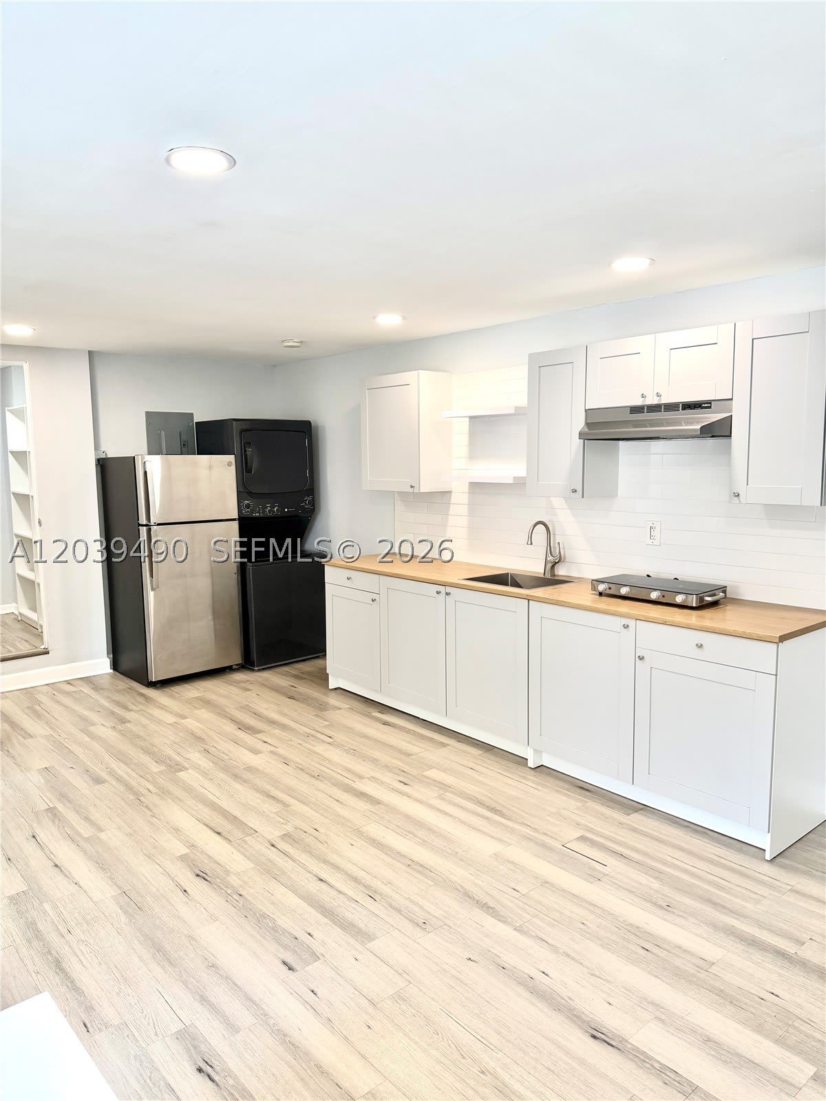 227 SW 26th Rd – photo 2