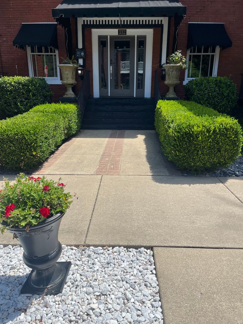 Lower Town Retreat – photo 3