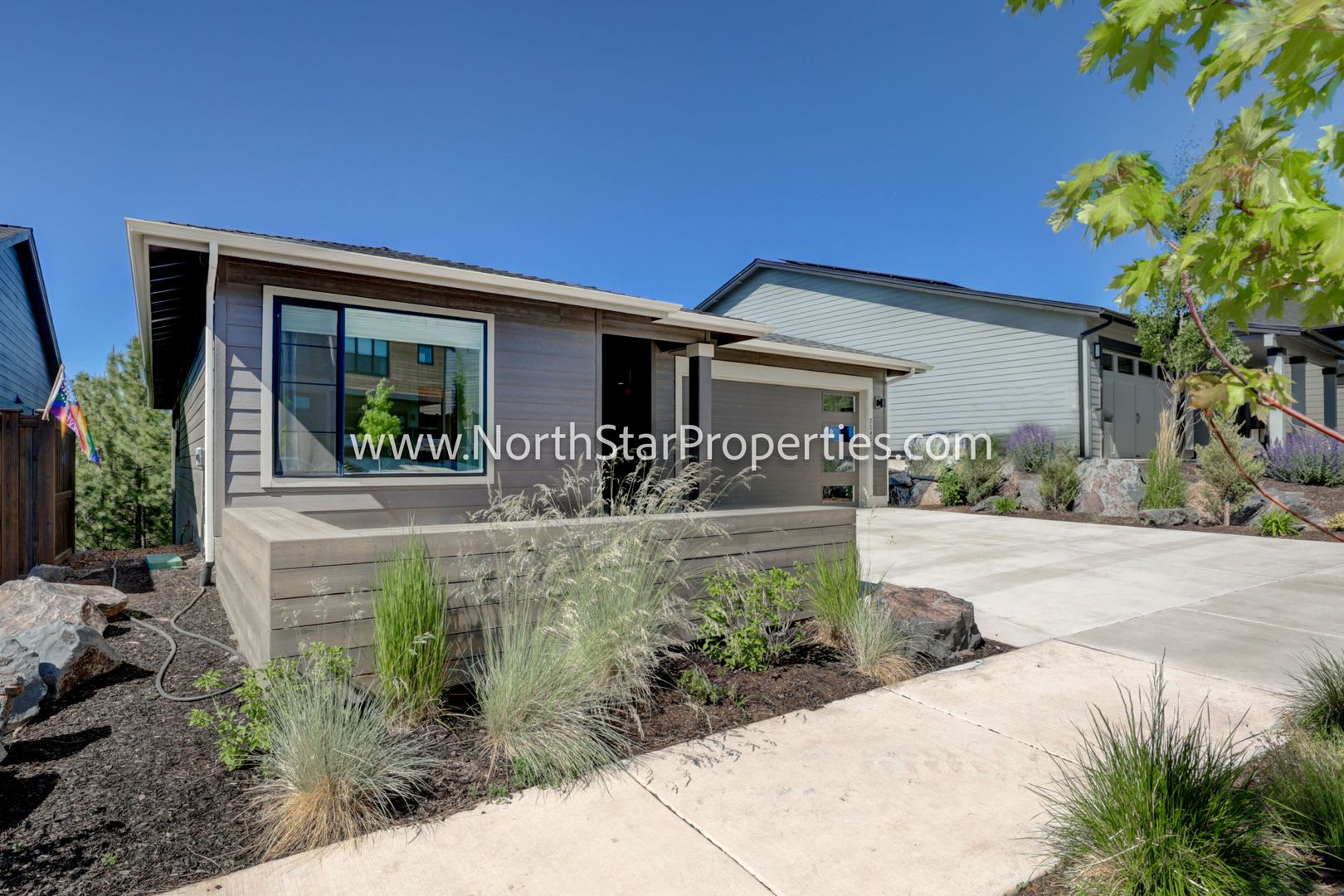 Beautiful home in NW Bend – photo 3