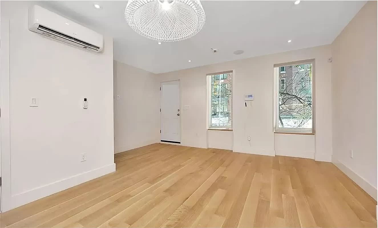 217 Lexington Avenue – photo 3