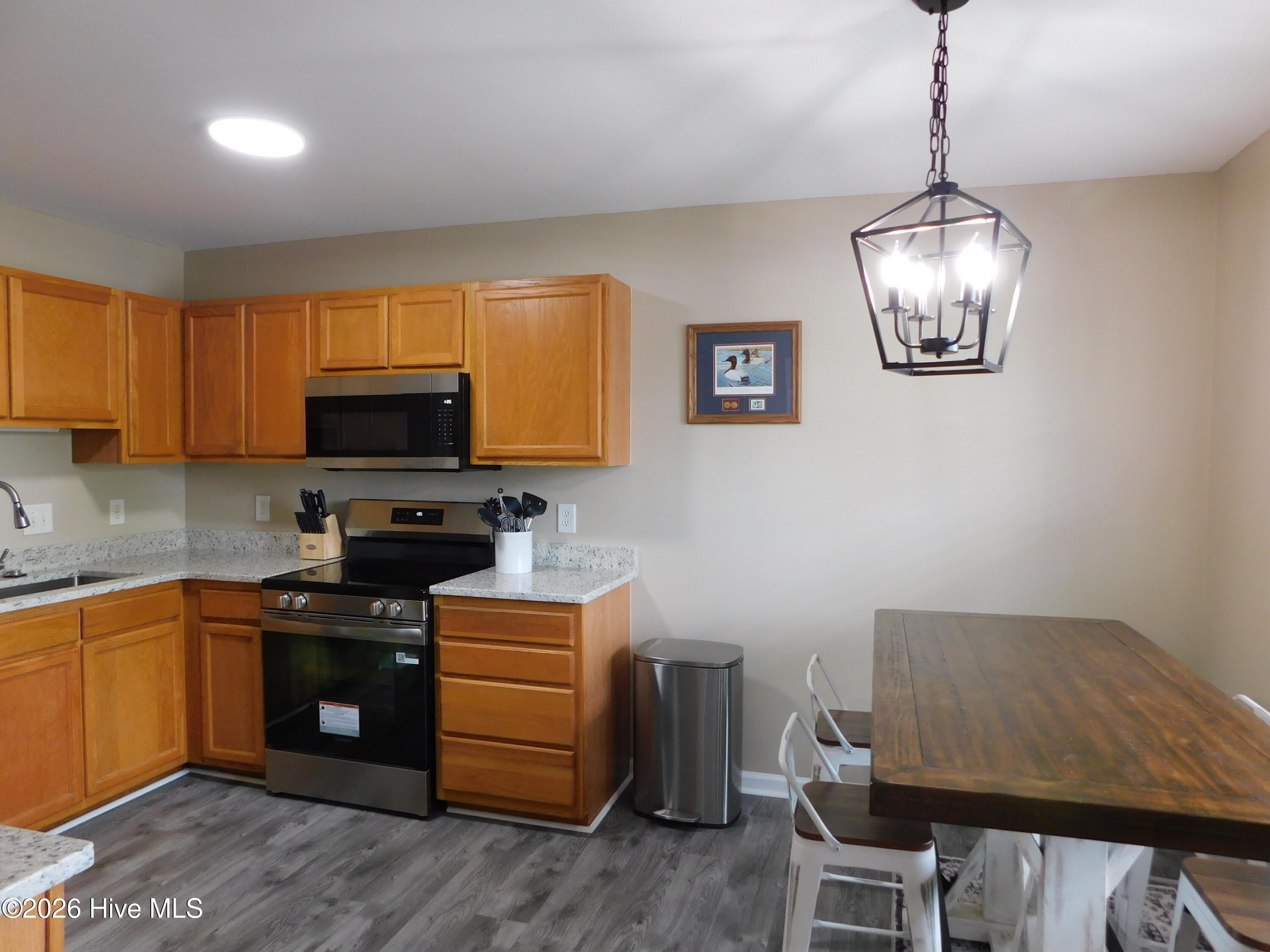 902 Courtyard E – photo 4