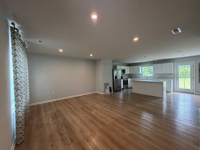 205 Tormore Drive – photo 3
