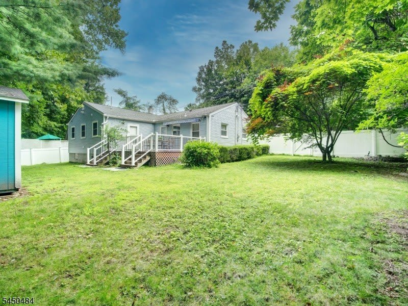 111 Boonton Ave – photo 2