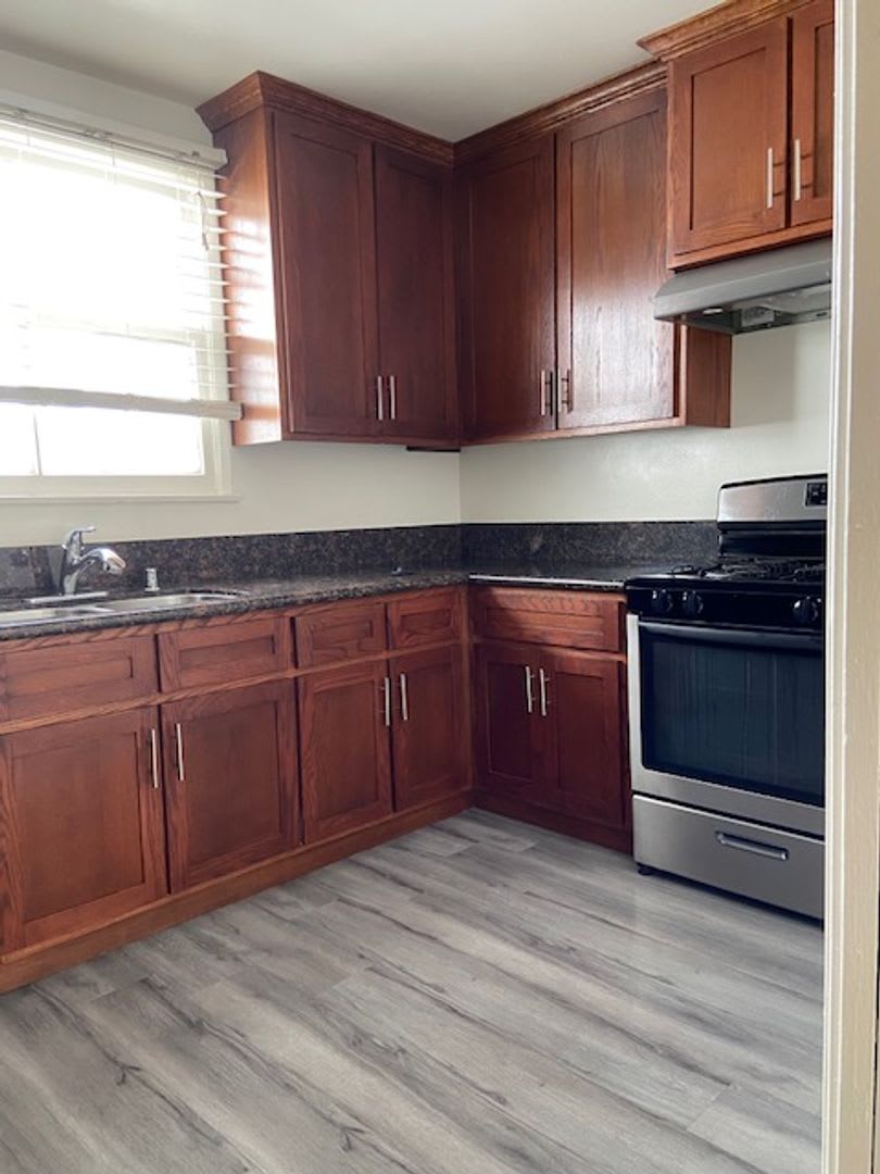 1119 Cardiff Avenue – photo 1
