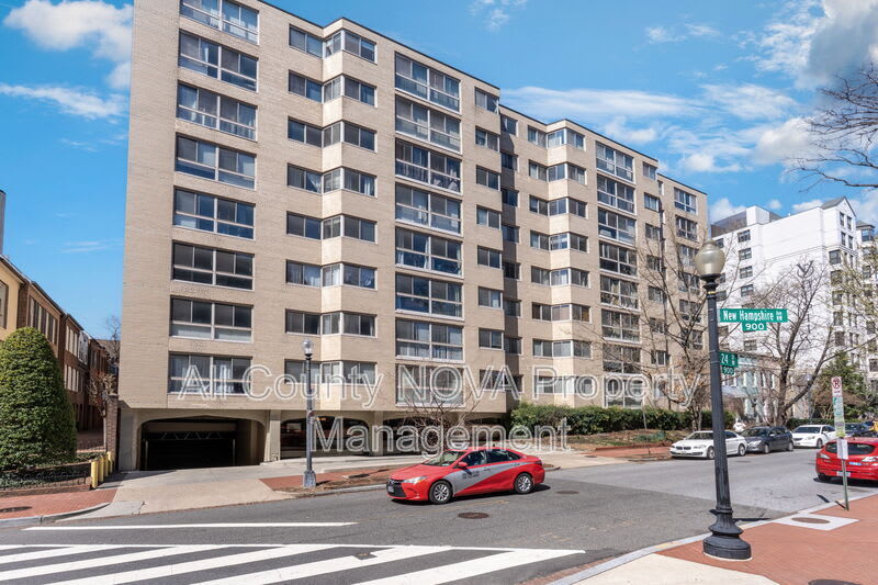 922 24th St NW – photo 2