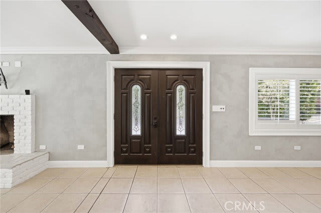19238 Strathern Street – photo 2